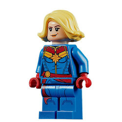 LEGO® Avengers Minifigura Marvel kapitány